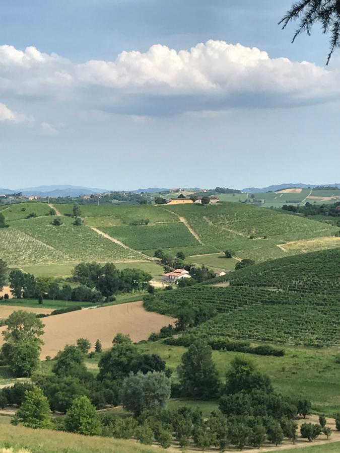 Sotto La Vigna suite Adults only vacation Montegrosso dʼAsti Esterno foto