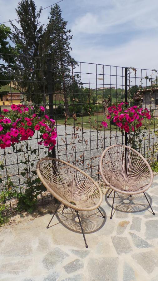 Sotto La Vigna suite Adults only vacation Montegrosso dʼAsti Esterno foto
